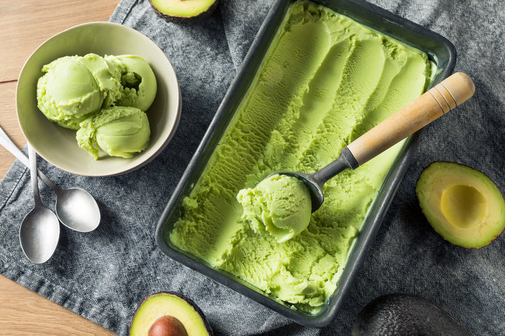 Helado de aguacate y plátano con coco